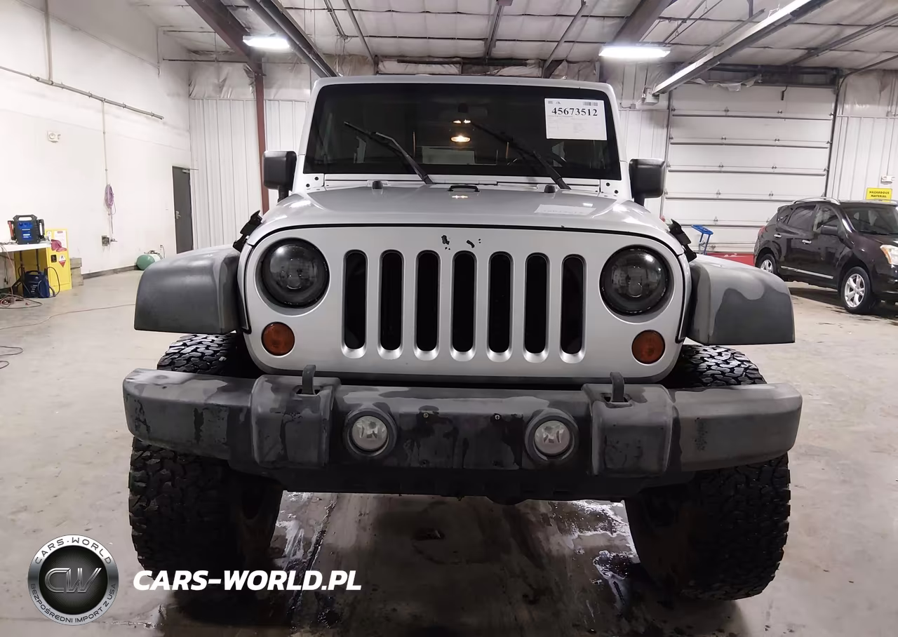 2010 Jeep Wrangler Unlimited Rubicon VIN:1J4BA6H12AL169727 - 13