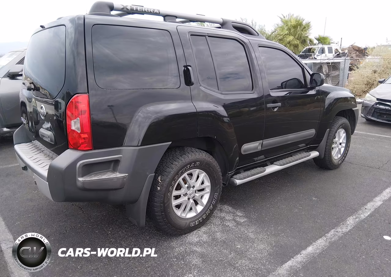 2015 Nissan Xterra S VIN:5N1AN0NU7FN654180 - 4