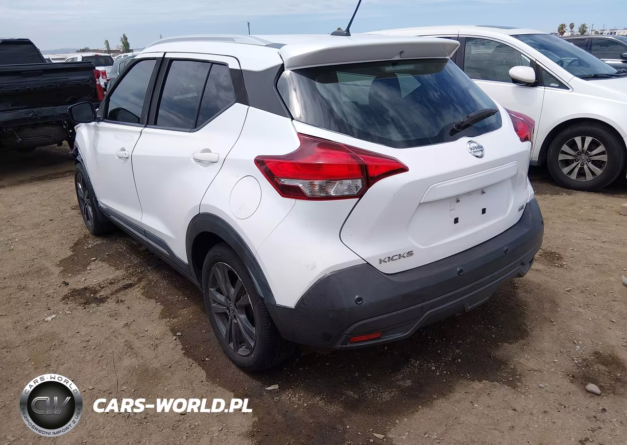 2020 Nissan Kicks Sr Xtronic Cvt VIN:3N1CP5DV2LL532906 - 3