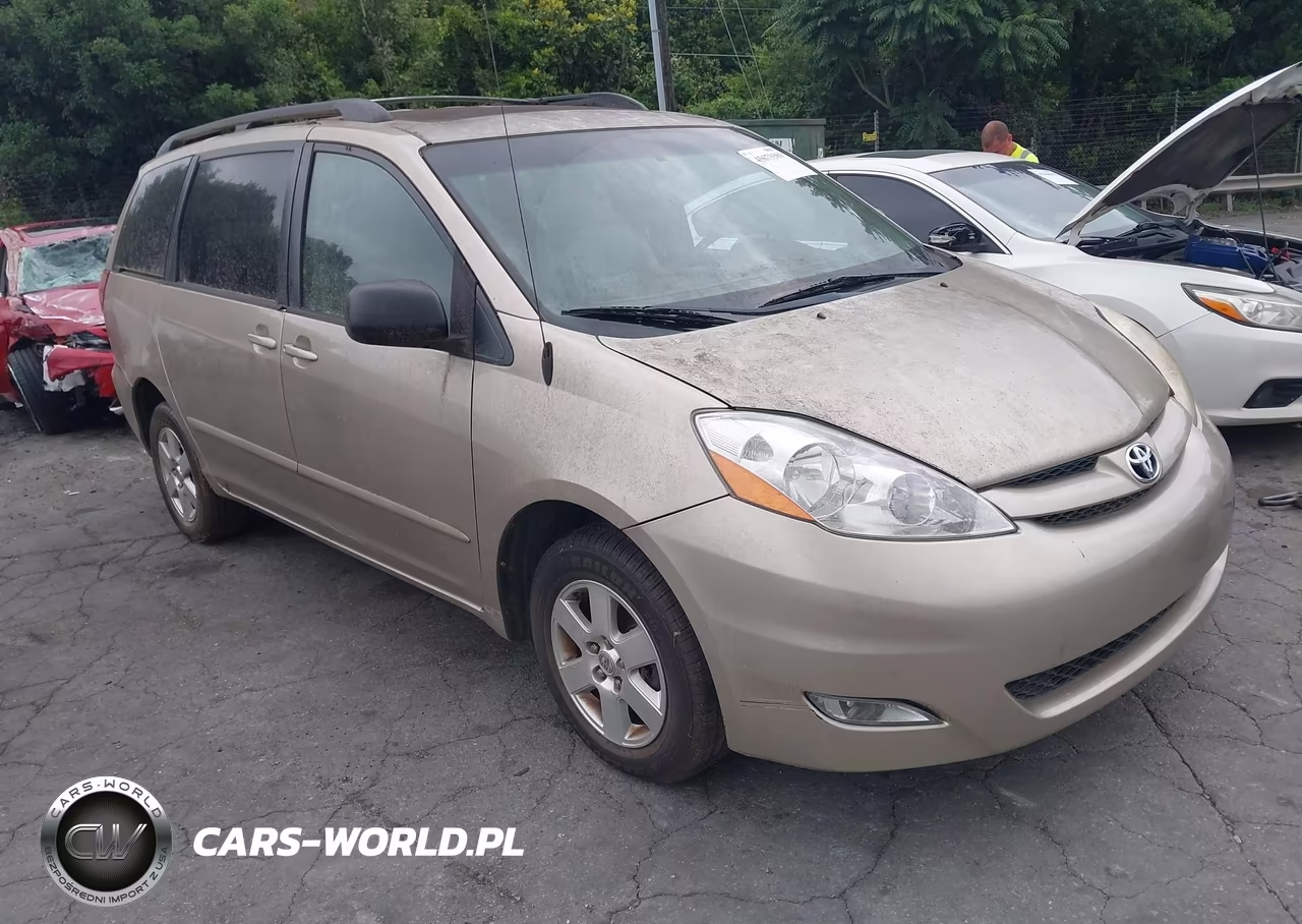 2010 Toyota Sienna Xle VIN:5TDYK4CC1AS294811 - 1