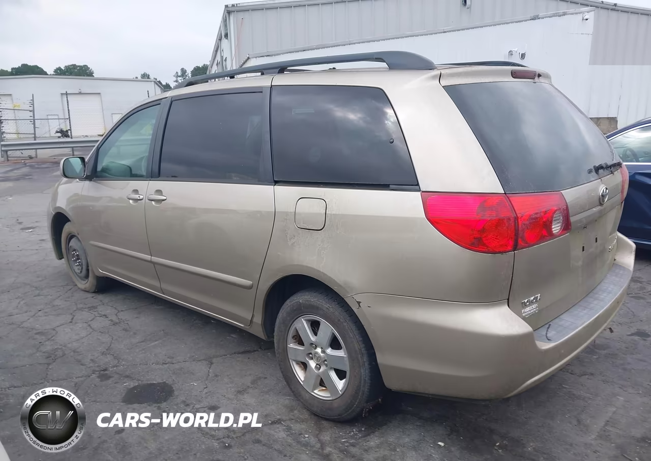 2010 Toyota Sienna Xle VIN:5TDYK4CC1AS294811 - 3