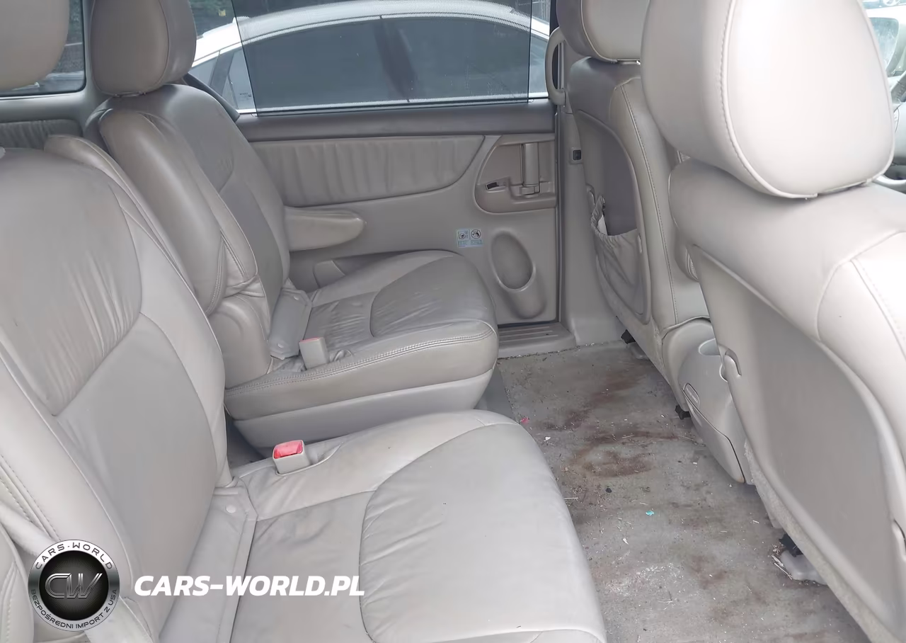 2010 Toyota Sienna Xle VIN:5TDYK4CC1AS294811 - 8