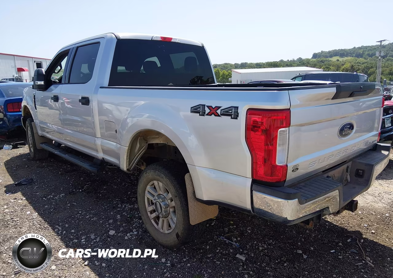 2017 Ford F-250 Xlt VIN:1FT7W2B63HEE98008 - 3