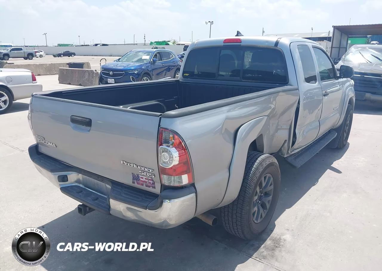2014 Toyota Tacoma Prerunner VIN:5TFTX4GN9EX029061 - 4