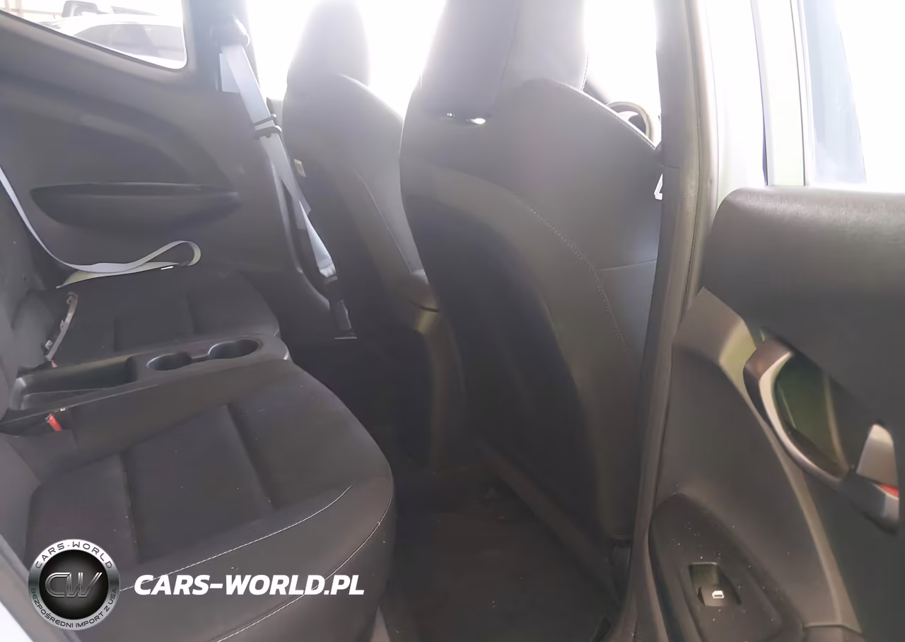 2020 Hyundai Veloster N VIN:KMHT36AH8LU004818 - 8