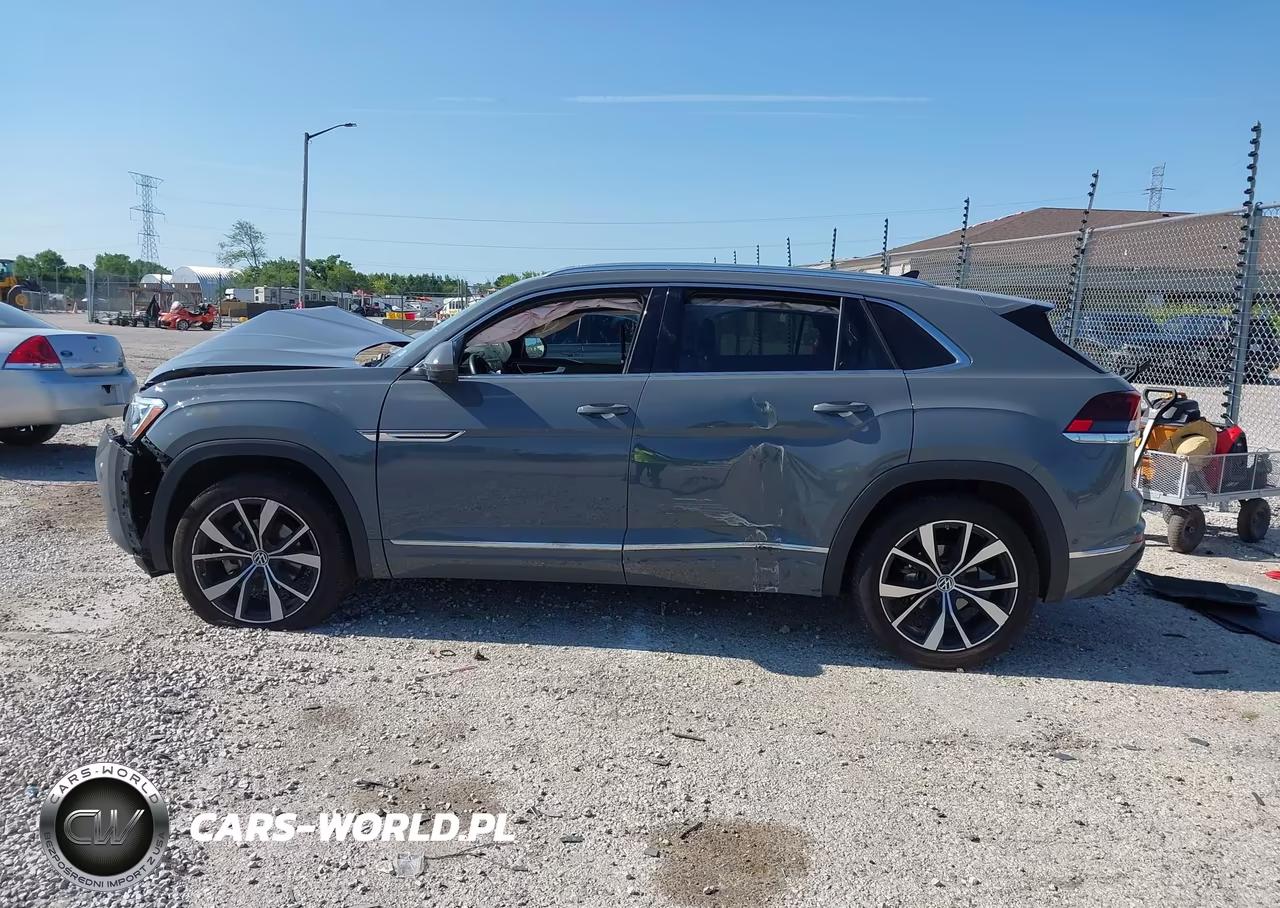 2025 Volkswagen Atlas Cross Sport 2.0T Sel Premium R-Line VIN:1V2FE2CA1SC202423 - 13