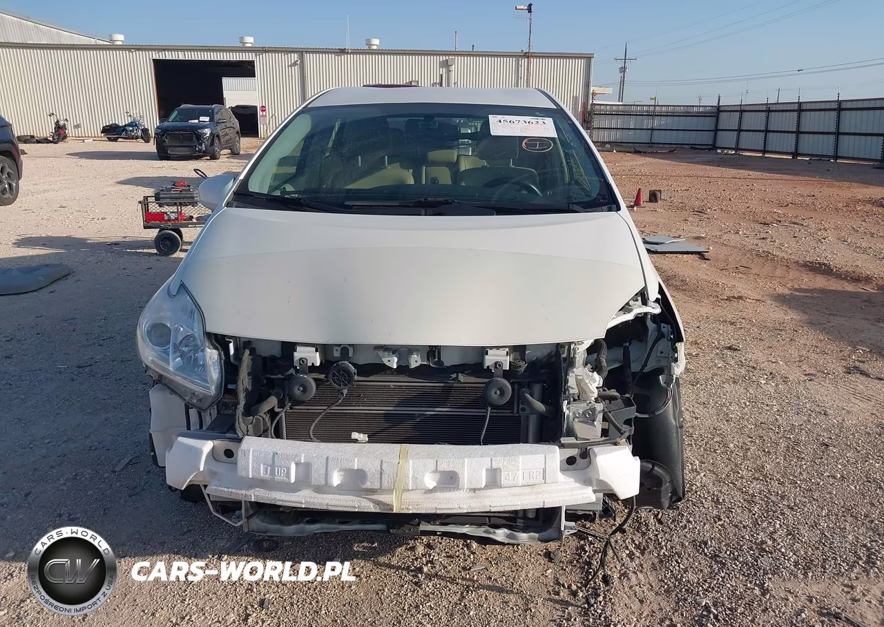 2015 Toyota Prius Four VIN:JTDKN3DU3F0438903 - 13