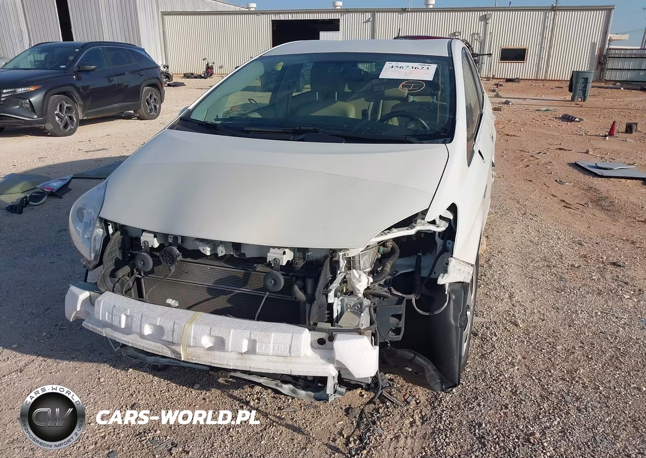 2015 Toyota Prius Four VIN:JTDKN3DU3F0438903 - 19
