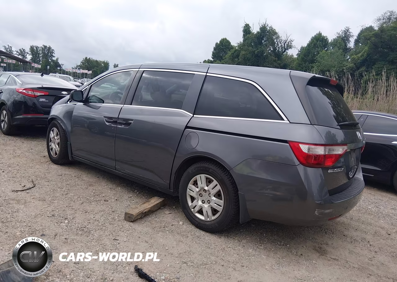 2013 Honda Odyssey Lx VIN:5FNRL5H2XDB064202 - 3