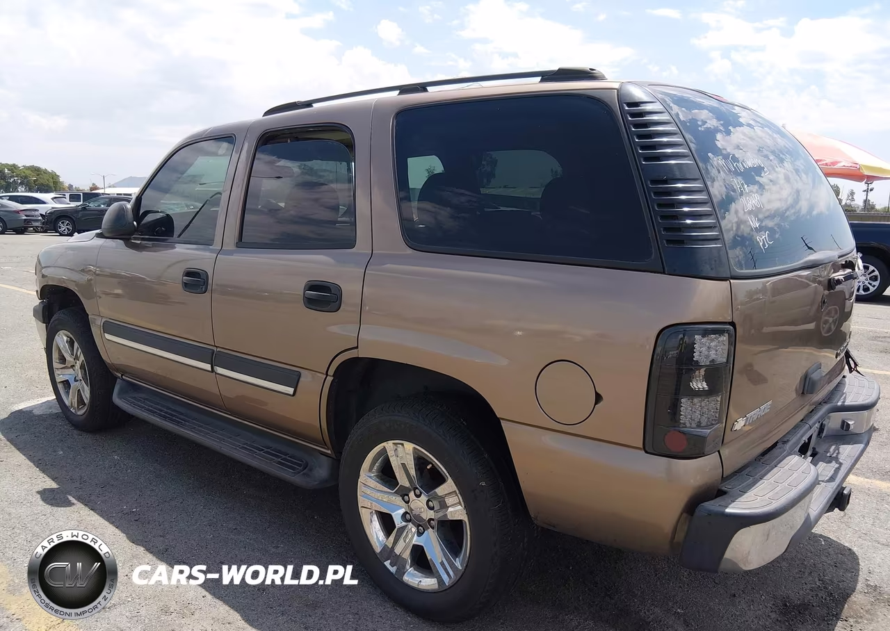 2004 Chevrolet Tahoe Ls VIN:1GNEC13VX4R268489 - 3
