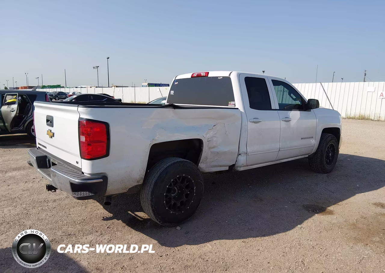 2018 Chevrolet Silverado 1500 1Lt VIN:1GCRCREH7JZ155675 - 6
