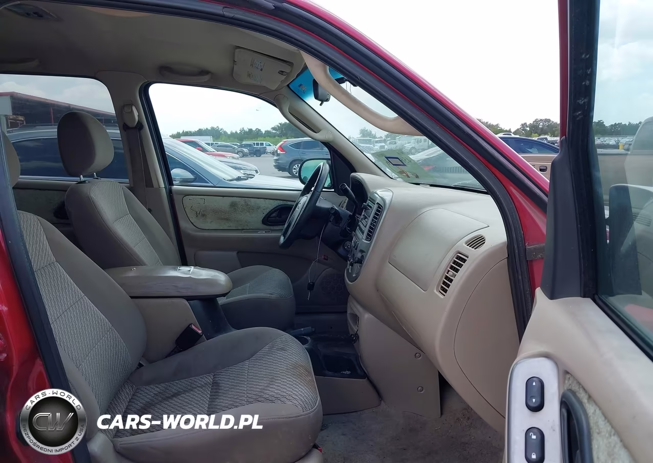 2004 Ford Escape Xlt VIN:1FMYU03174KA42649 - 5