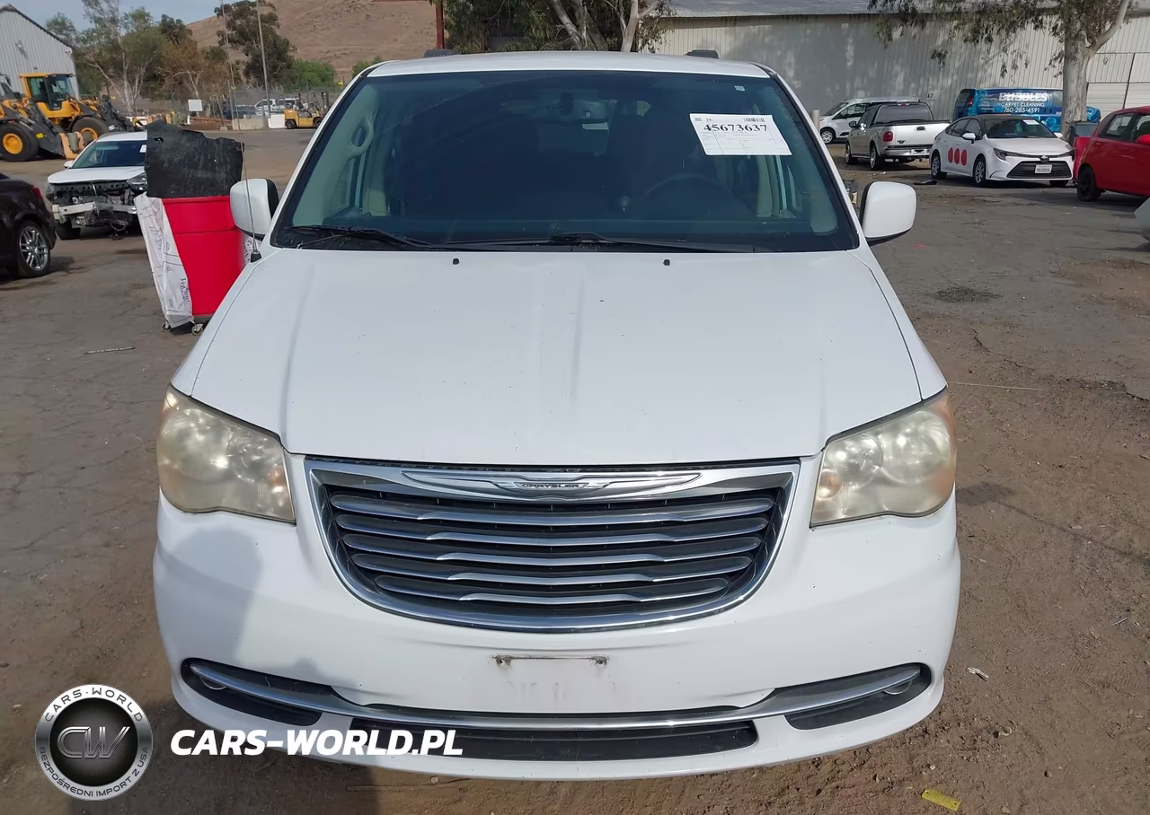 2013 Chrysler Town & Country Touring VIN:2C4RC1BG1DR815365 - 6