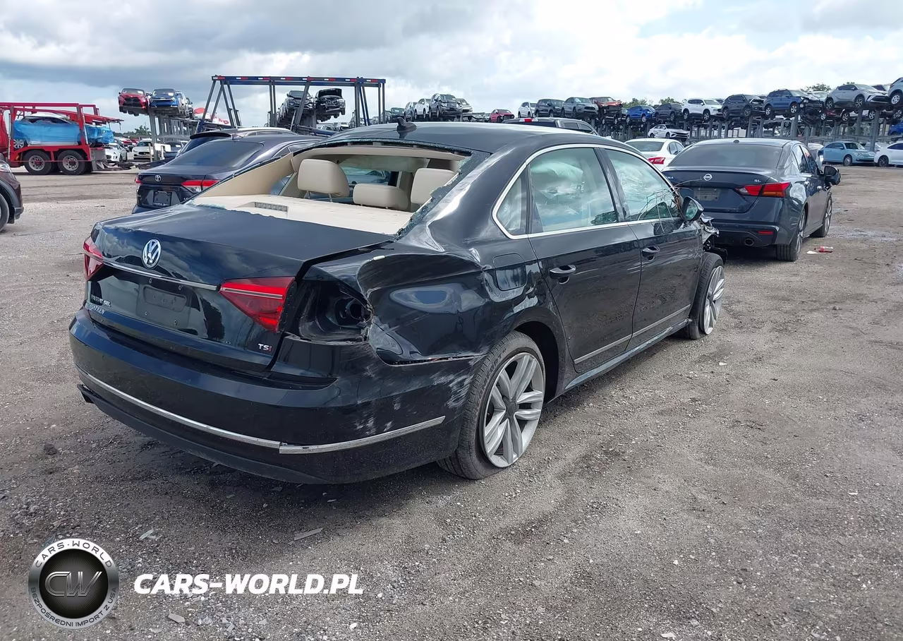 2017 Volkswagen Passat 1.8T Sel Premium VIN:1VWCT7A31HC073309 - 4