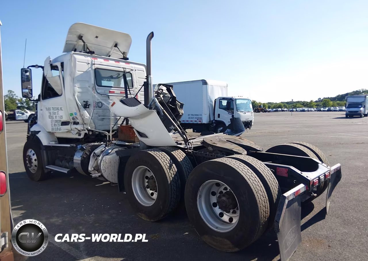 2020 Volvo Vnr VIN:4V4WC9EH8LN262185 - 13