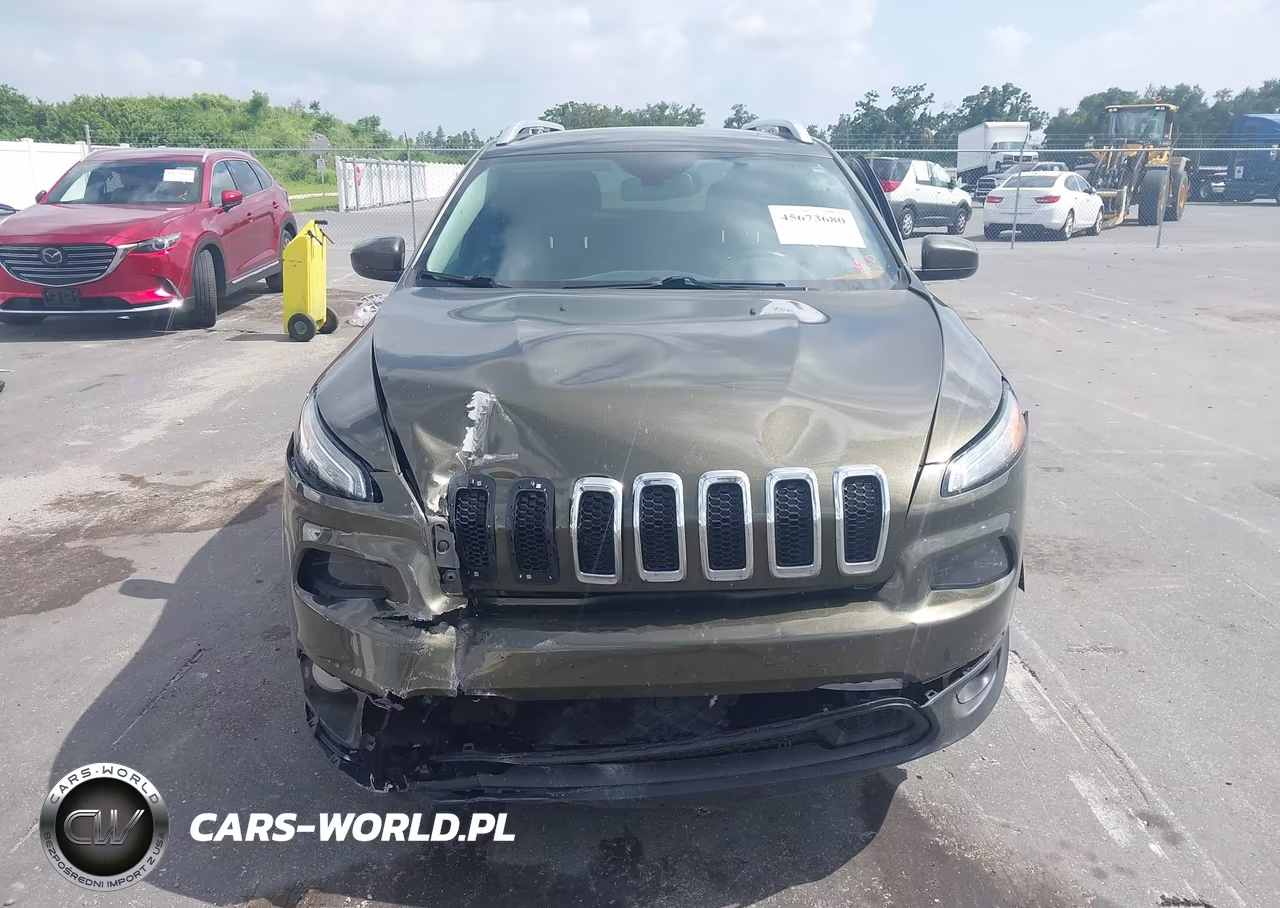 2016 Jeep Cherokee Latitude VIN:1C4PJMCB0GW117259 - 12