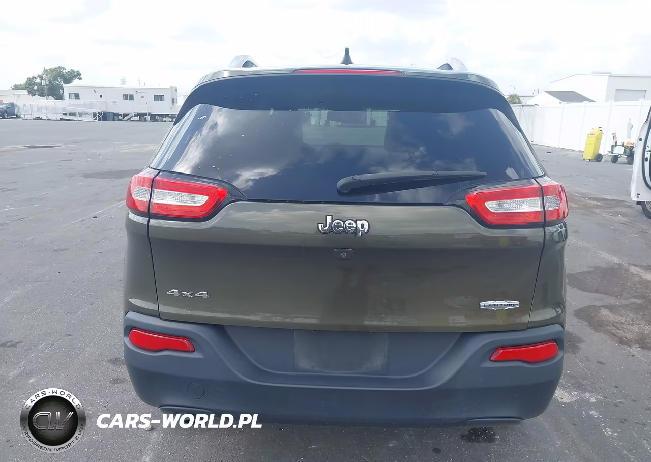 2016 Jeep Cherokee Latitude VIN:1C4PJMCB0GW117259 - 16