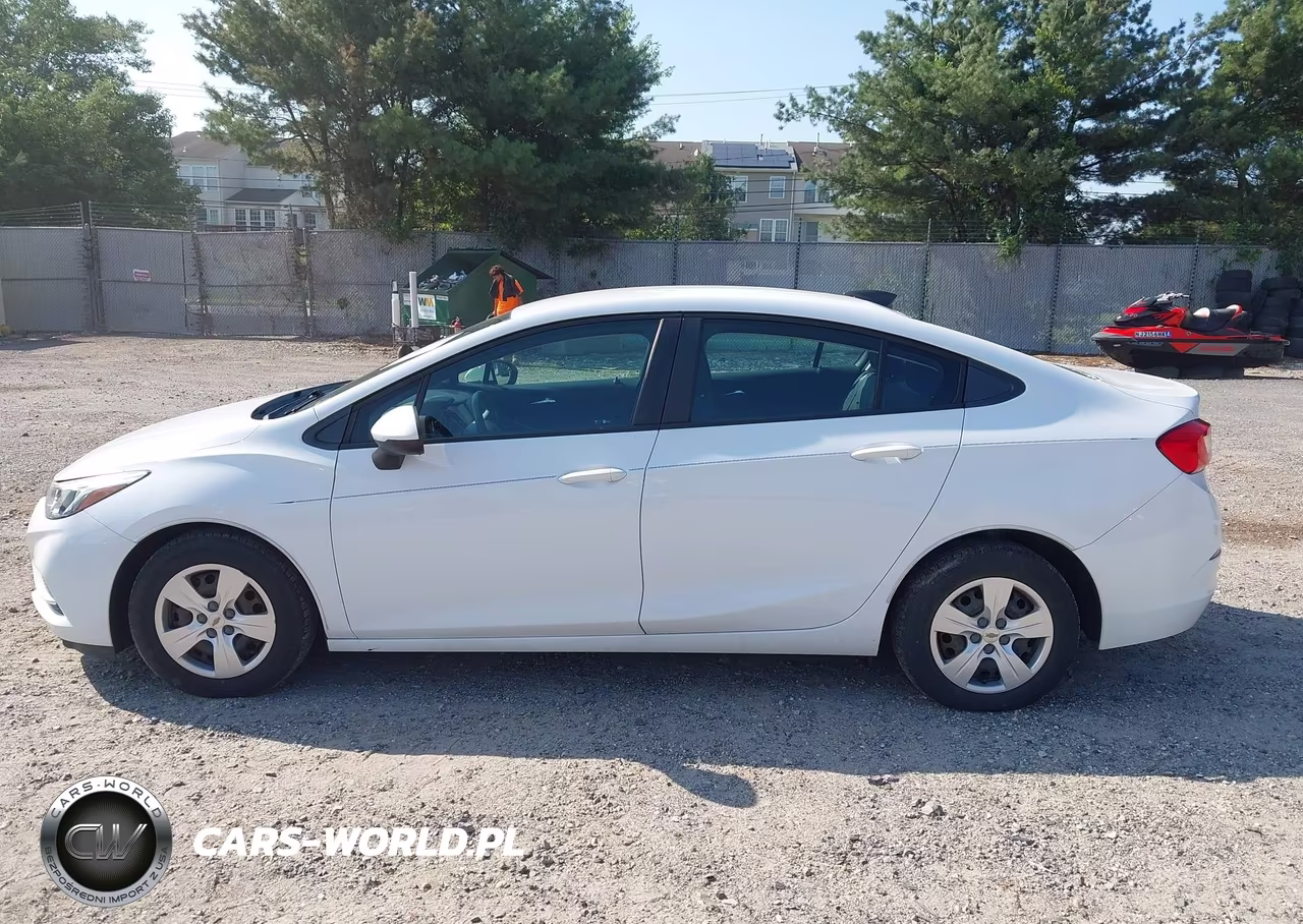 2018 Chevrolet Cruze Ls Auto VIN:1G1BC5SM1J7209441 - 14