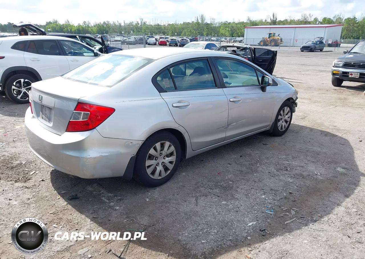 2012 Honda Civic Lx VIN:19XFB2F50CE065686 - 4