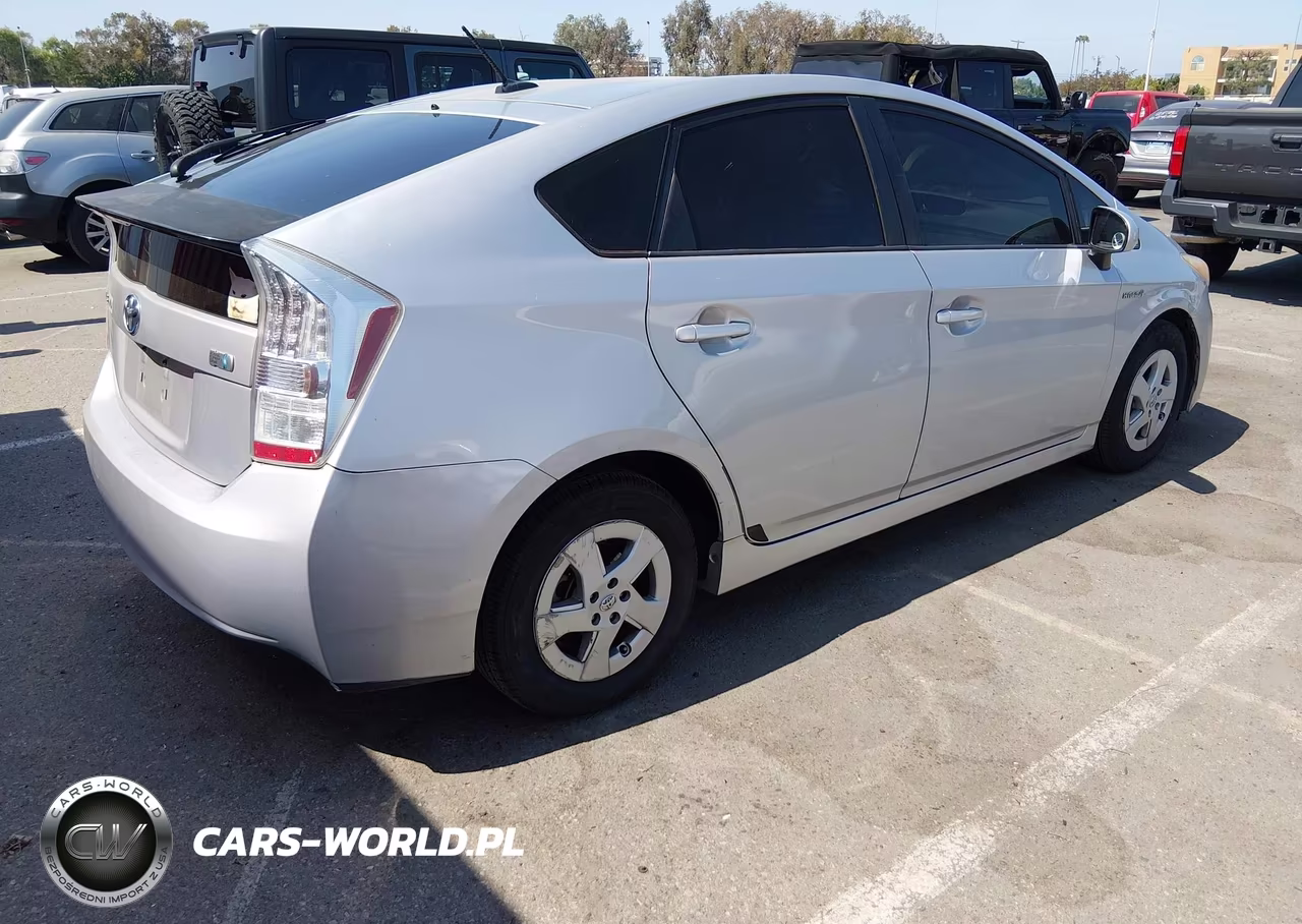 2010 Toyota Prius Iii VIN:JTDKN3DU1A0109576 - 4