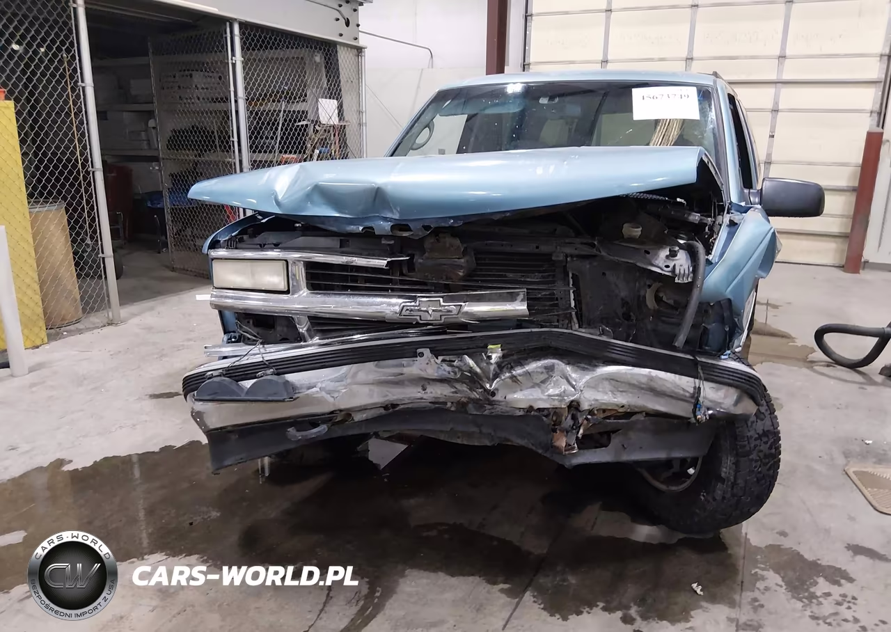 1996 Chevrolet Suburban K1500 VIN:3GNFK16R5TG123459 - 6