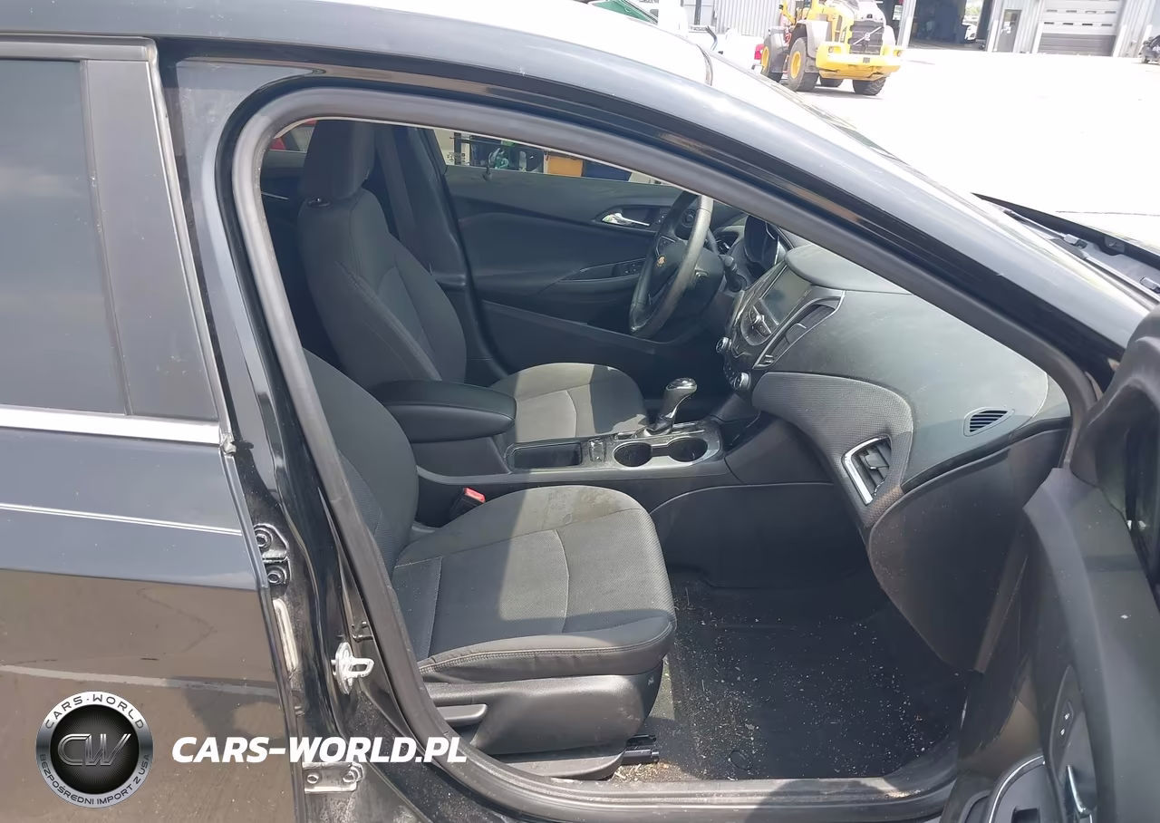 2018 Chevrolet Cruze Lt Auto VIN:1G1BE5SM2J7246296 - 5