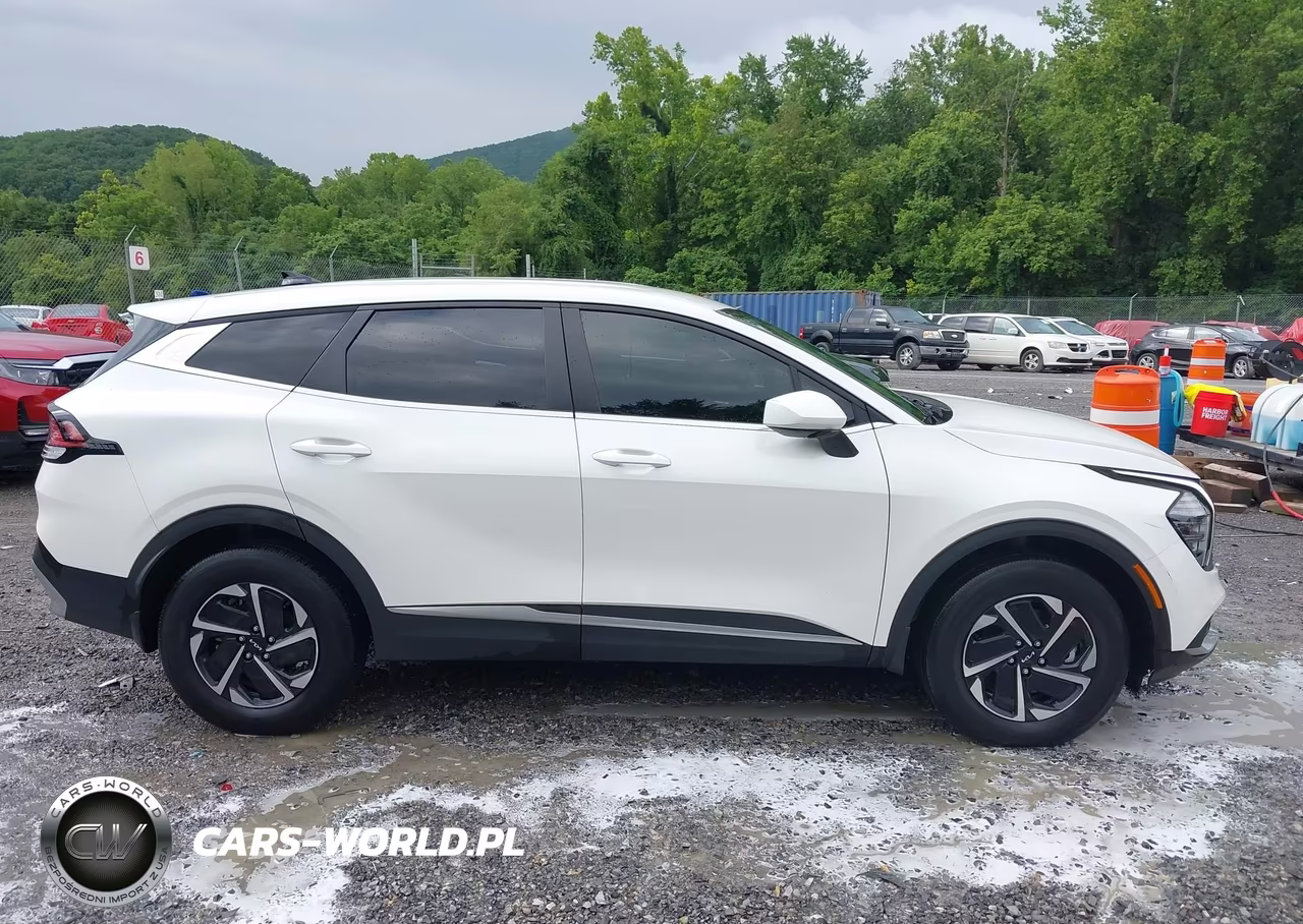 2024 Kia Sportage Hybrid Lx VIN:KNDPUCDG8R7136733 - 13