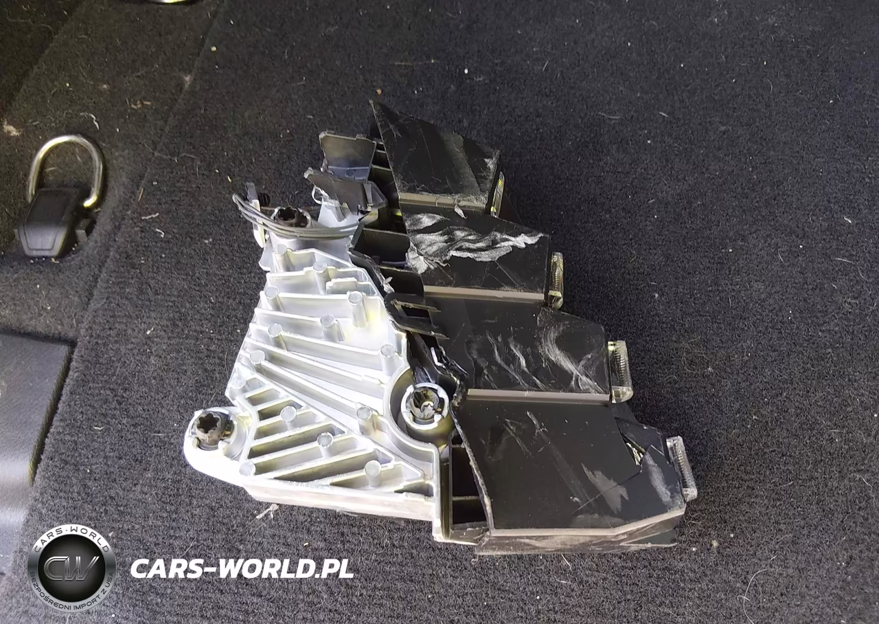 2021 Jeep Wrangler Unlimited Sport S 4X4 VIN:1C4HJXDN2MW812613 - 12