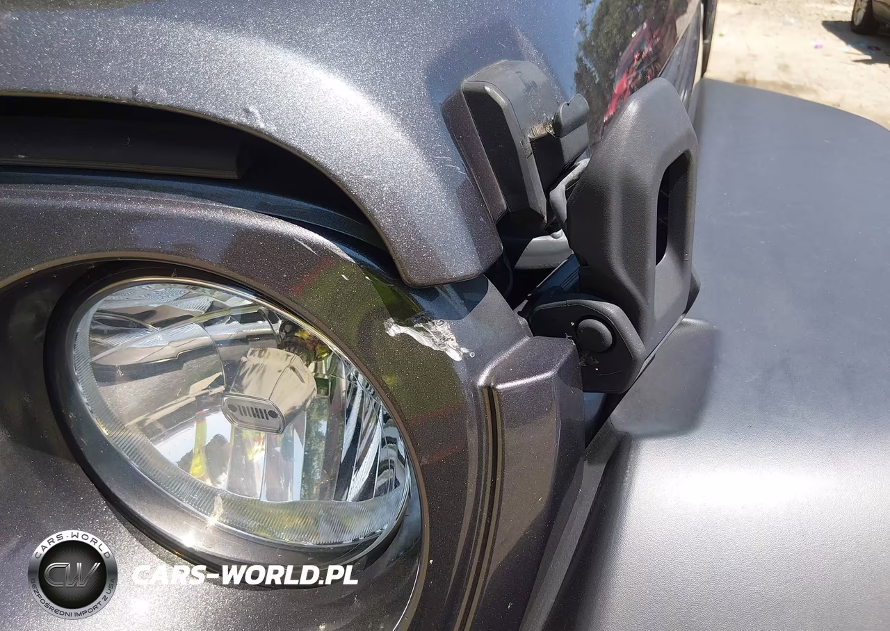 2021 Jeep Wrangler Unlimited Sport S 4X4 VIN:1C4HJXDN2MW812613 - 18