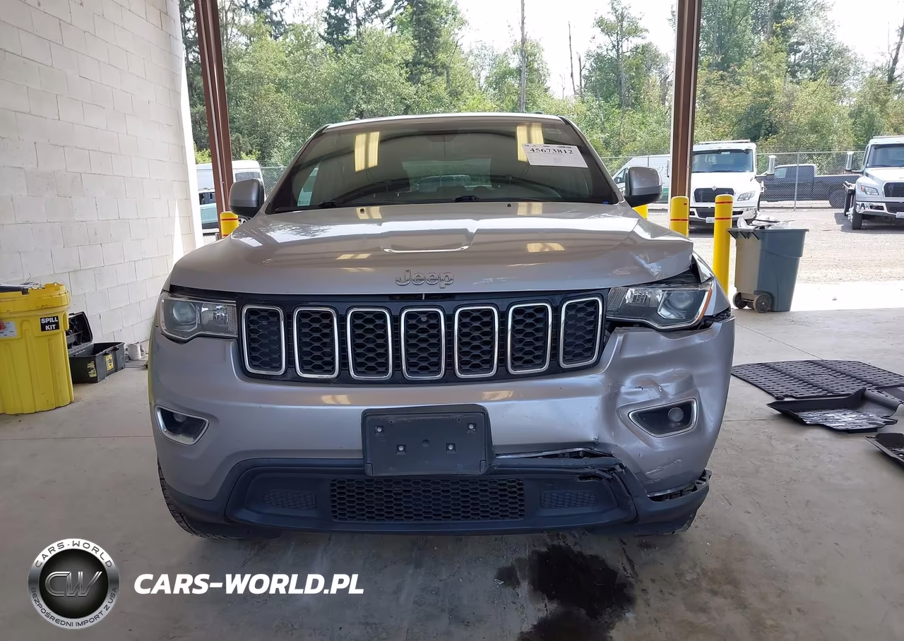 2017 Jeep Grand Cherokee Laredo VIN:1C4RJFAG0HC603544 - 12