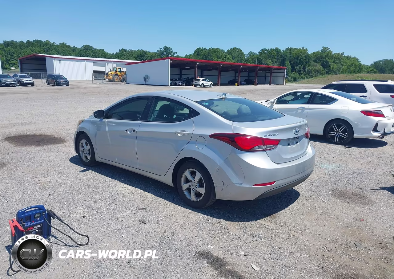 2014 Hyundai Elantra Se VIN:5NPDH4AE7EH461802 - 3