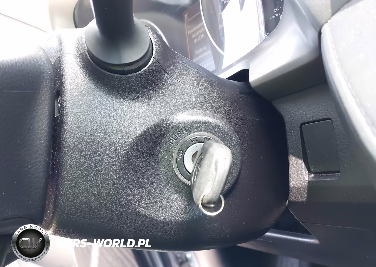 2018 Toyota Rav4 Le VIN:2T3ZFREV8JW418365 - 11