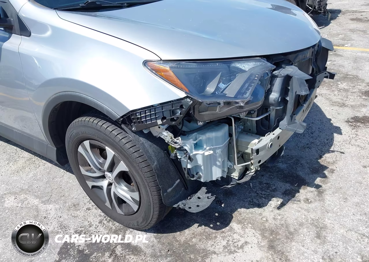 2018 Toyota Rav4 Le VIN:2T3ZFREV8JW418365 - 6