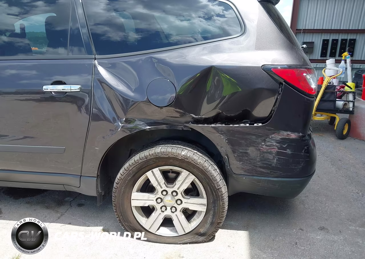 2016 Chevrolet Traverse Ls VIN:1GNKRFKD1GJ190534 - 6