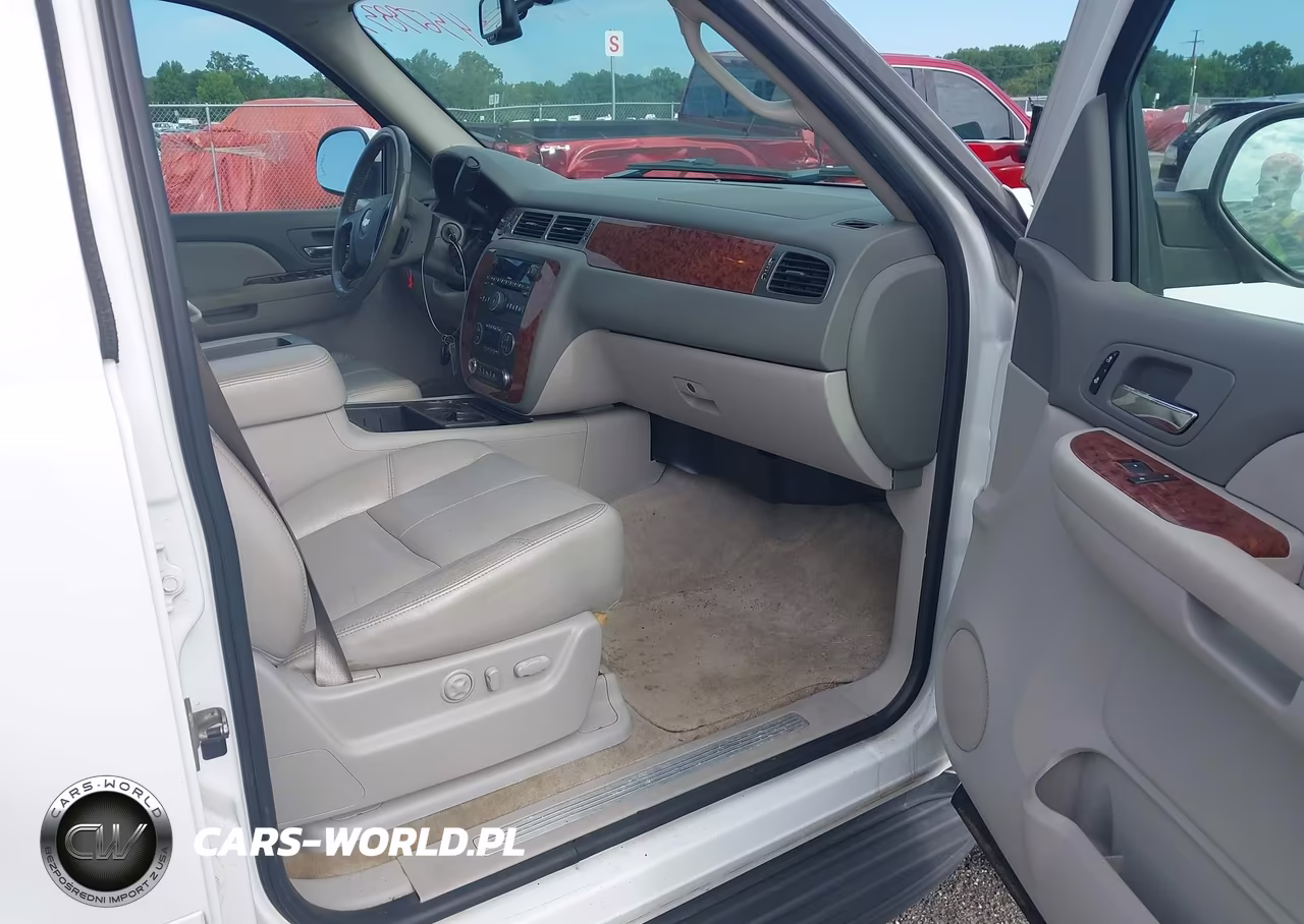 2007 Chevrolet Tahoe Lt VIN:1GNFK13037J313237 - 5