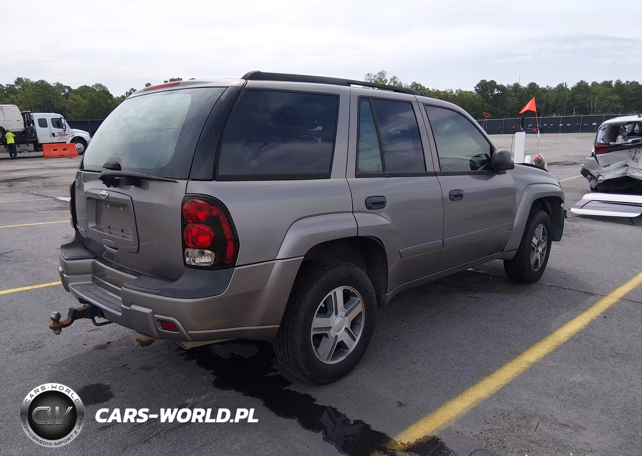 2007 Chevrolet Trailblazer Ls VIN:1GNDS13S872272249 - 4