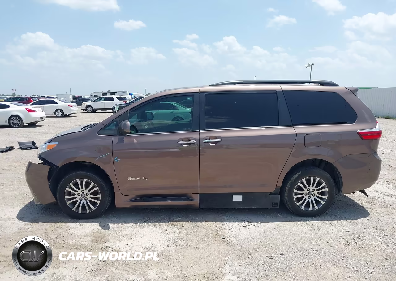 2018 Toyota Sienna Xle 8 Passenger VIN:5TDYZ3DCXJS946474 - 14