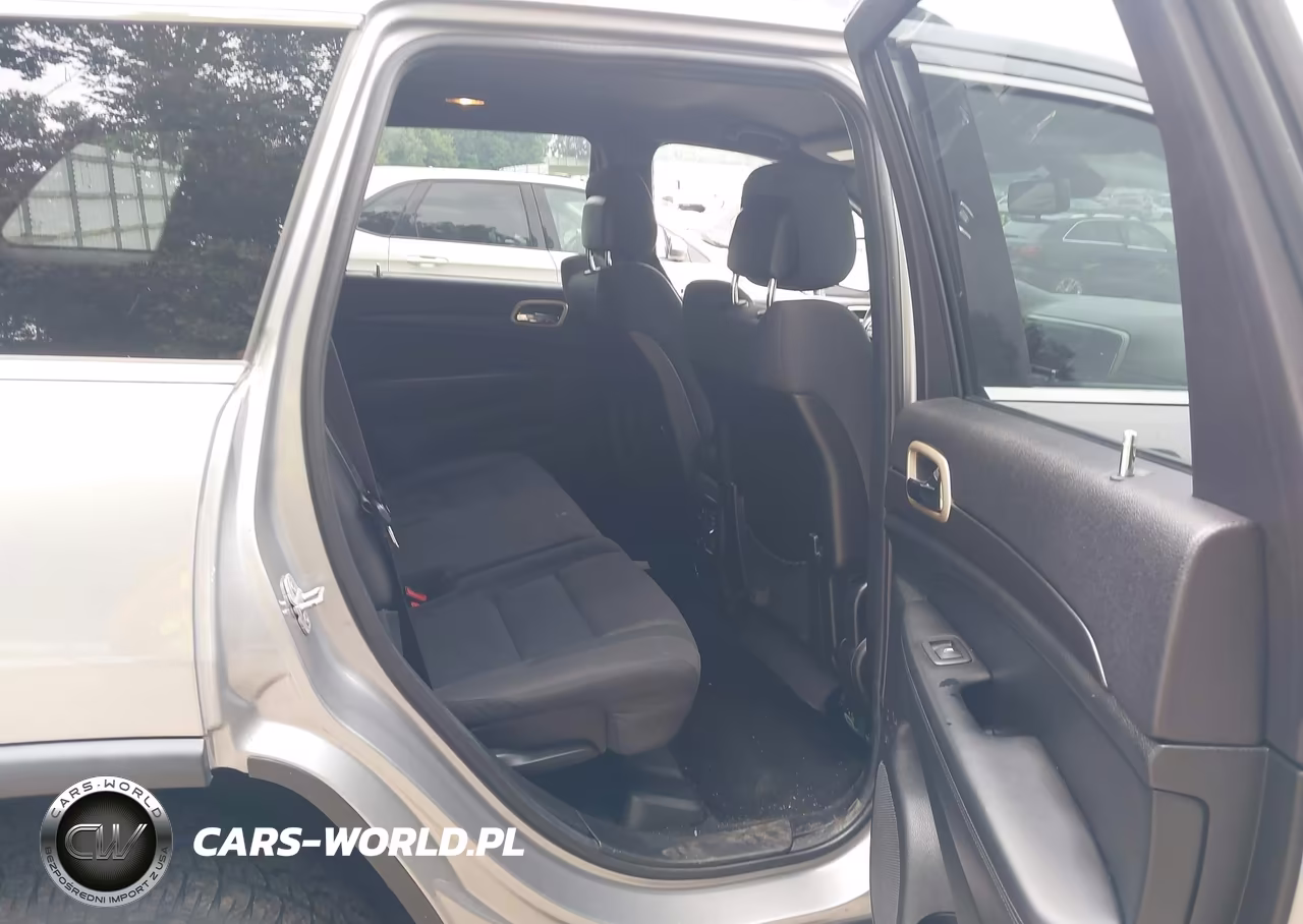 2014 Jeep Grand Cherokee Laredo VIN:1C4RJFAG6EC215004 - 8