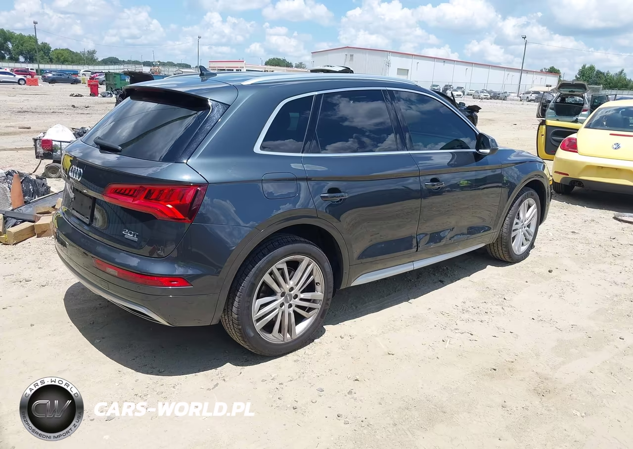 2018 Audi Q5 2.0T Premium-2.0T Tech Premium VIN:WA1BNAFY8J2112512 - 4
