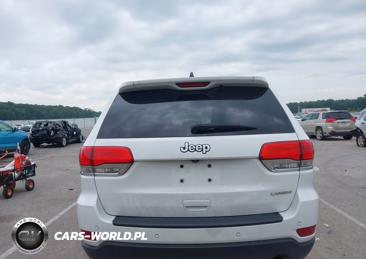 2018 Jeep Grand Cherokee Laredo E 4X2 VIN:1C4RJEAG7JC218093 - 17