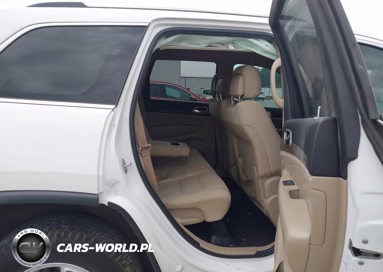2018 Jeep Grand Cherokee Laredo E 4X2 VIN:1C4RJEAG7JC218093 - 8
