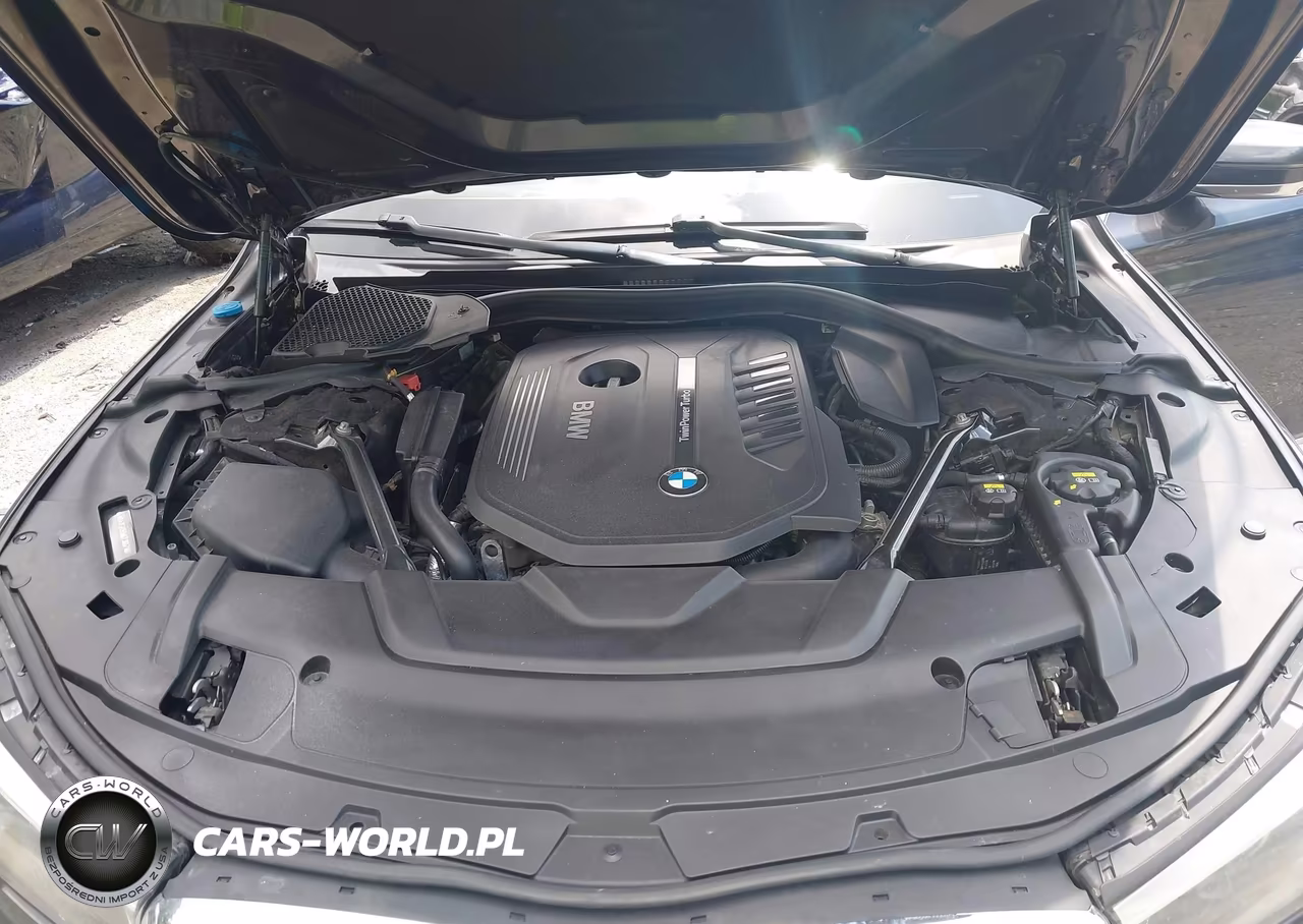 2017 BMW 740I VIN:WBA7E2C50HG739971 - 10