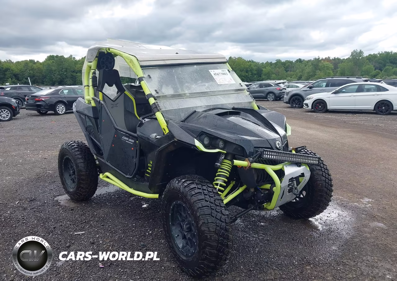 2015 Can-Am Maverick 1000R Turbo X Ds