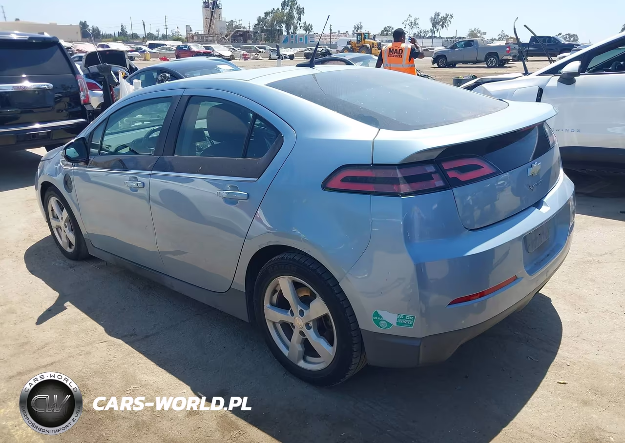 2014 Chevrolet Volt VIN:1G1RE6E49EU162306 - 3