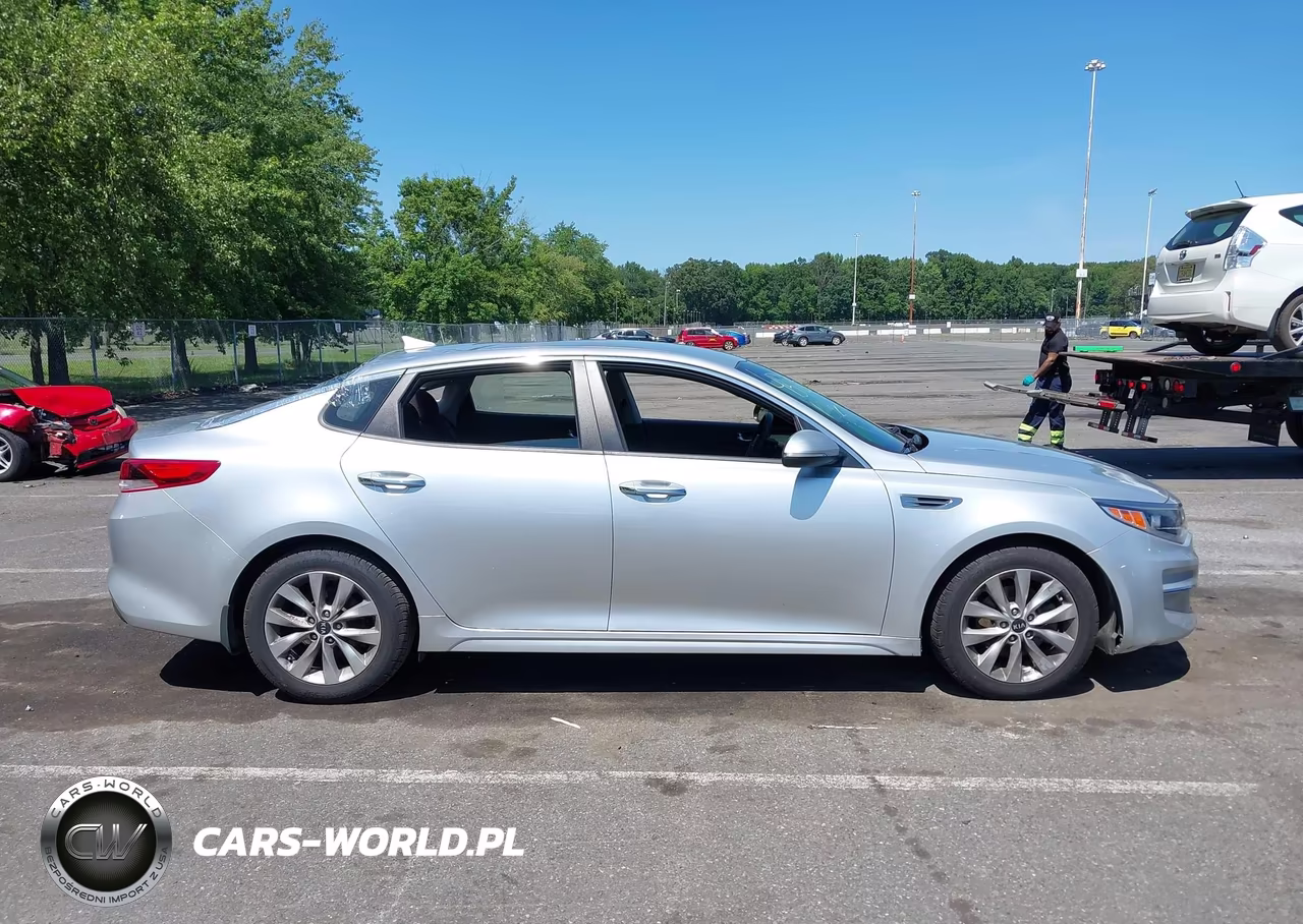2018 Kia Optima Lx VIN:5XXGT4L32JG263397 - 13