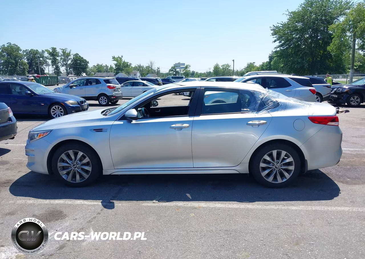 2018 Kia Optima Lx VIN:5XXGT4L32JG263397 - 14