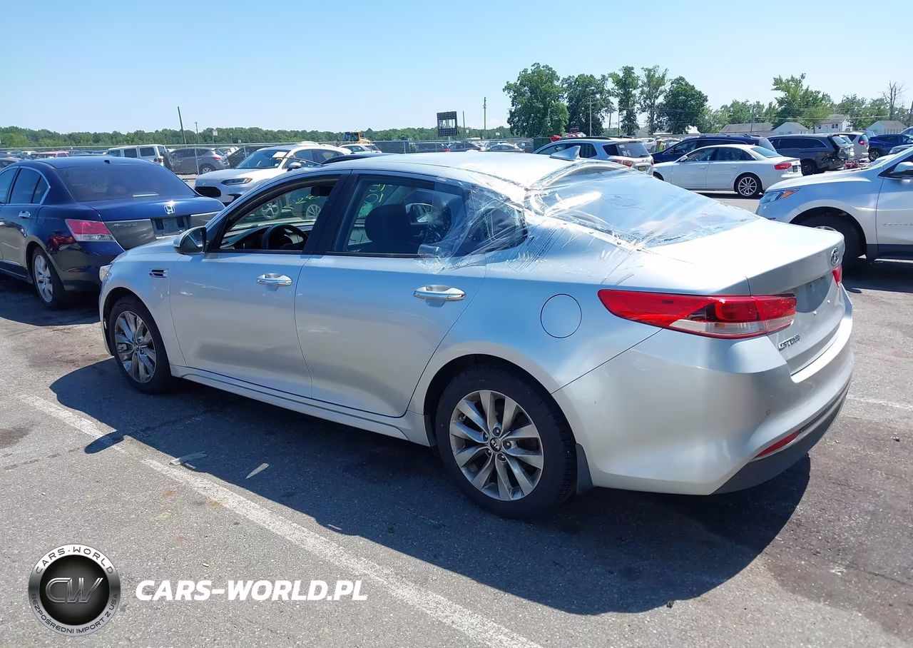 2018 Kia Optima Lx VIN:5XXGT4L32JG263397 - 3