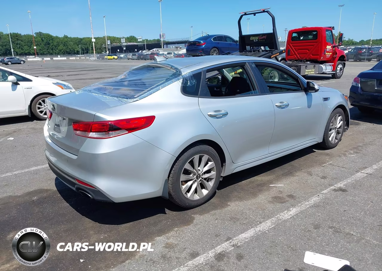 2018 Kia Optima Lx VIN:5XXGT4L32JG263397 - 4