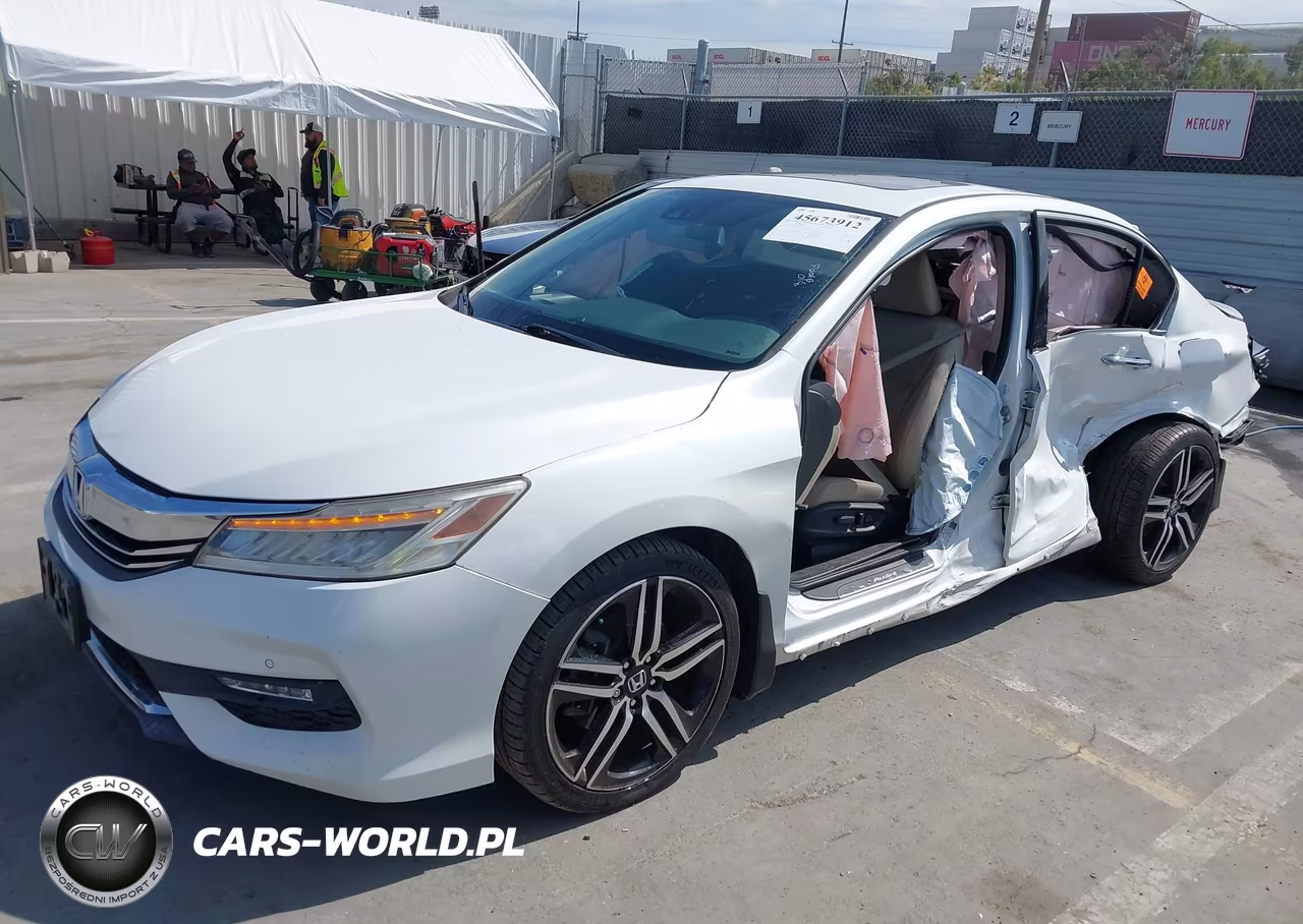 2016 Honda Accord Touring VIN:1HGCR3F98GA007083 - 2