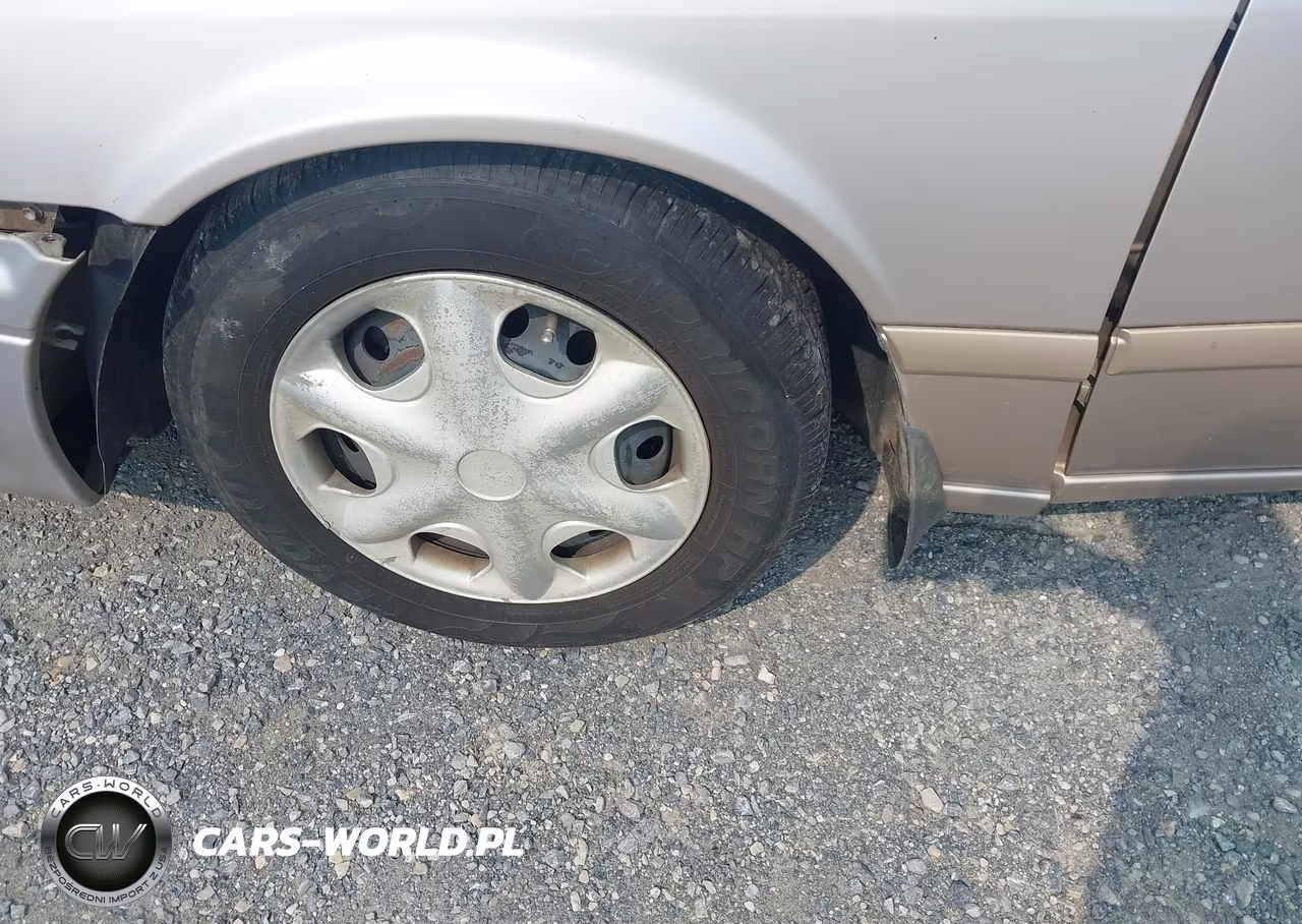 2001 Toyota Camry Ce VIN:4T1BG22K41U054700 - 11